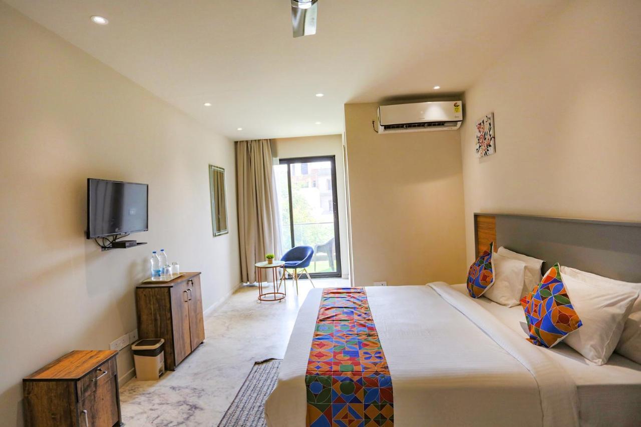 Fabhotel Clarks Suites Noida Buitenkant foto